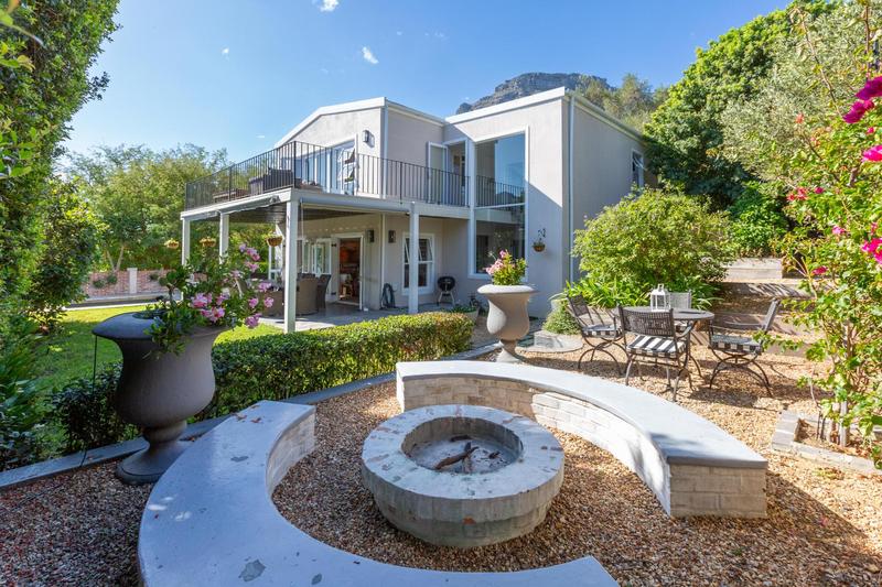 To Let 3 Bedroom Property for Rent in Hout Bay Western Cape